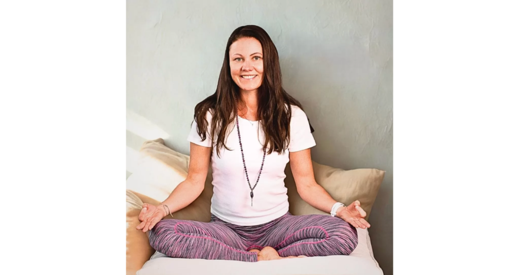Hannes vei med MediYoga – fra nysgjerrighet til terapeututdanning